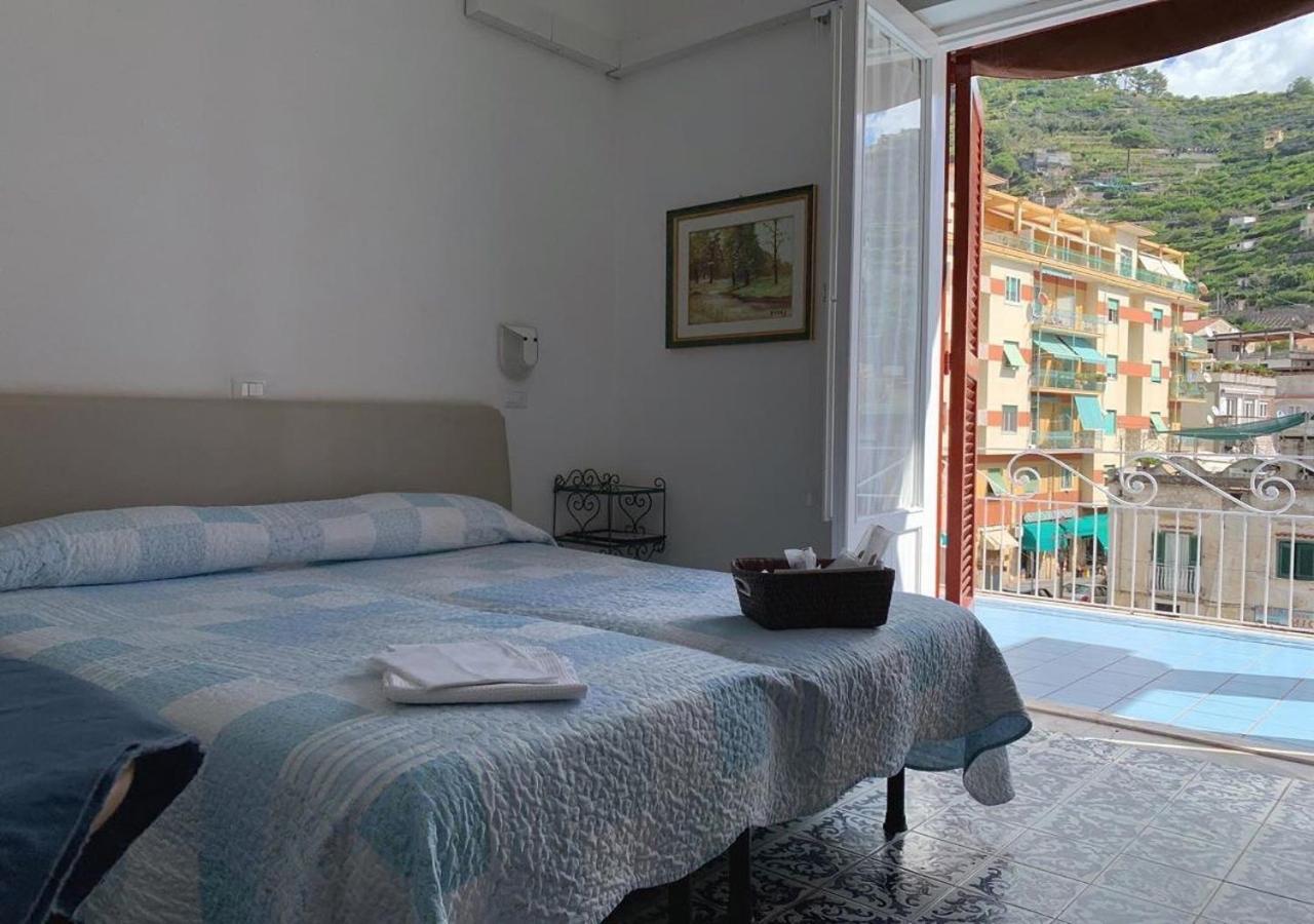Hotel Europa مينوري المظهر الخارجي الصورة