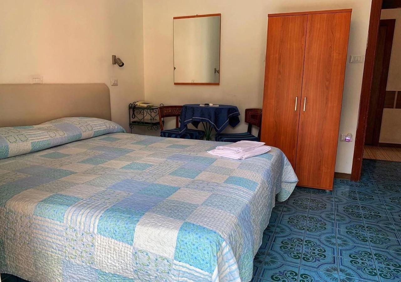 Hotel Europa مينوري المظهر الخارجي الصورة